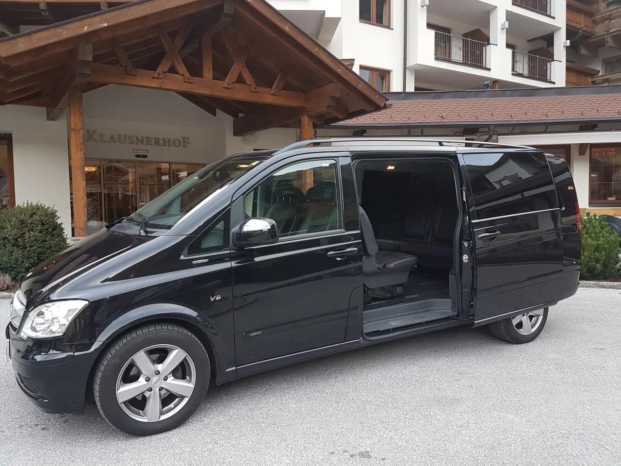 Flughafentransfer Innsbruck – Verlässlicher Service für Geschäftsreisende