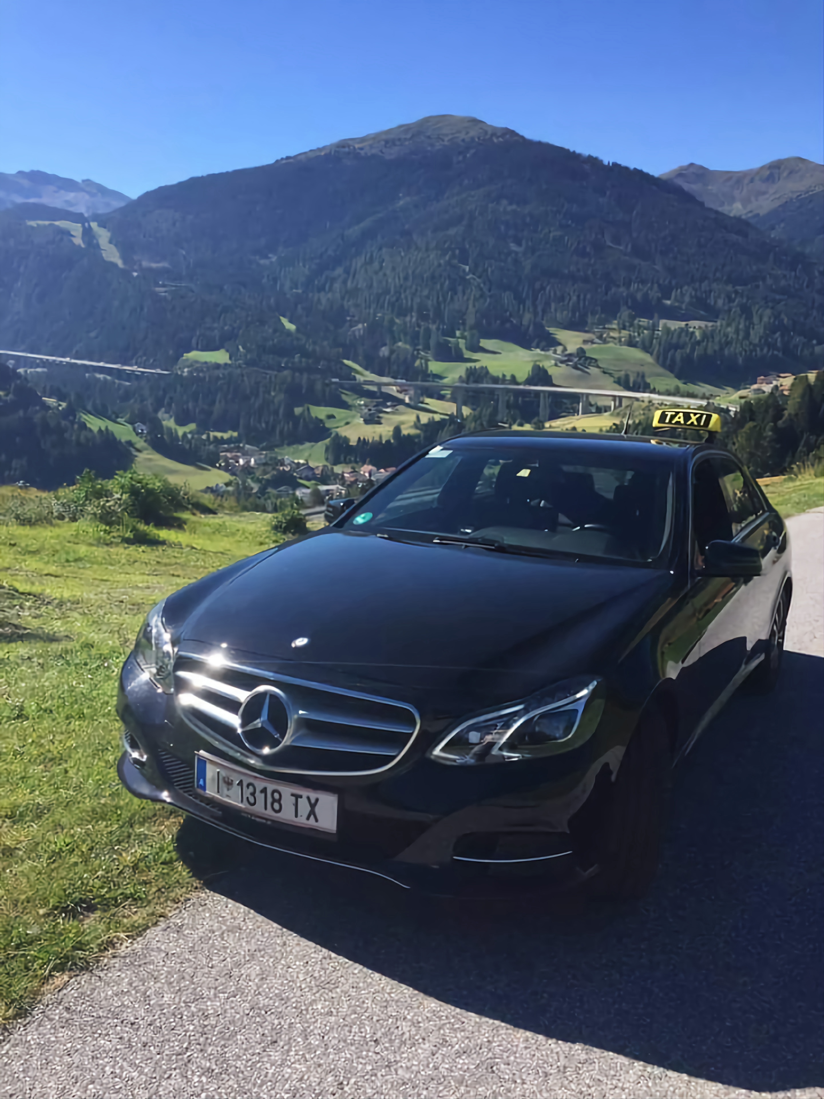 Flughafentaxi Innsbruck – Zuverlässiger Transfer für jeden Flug