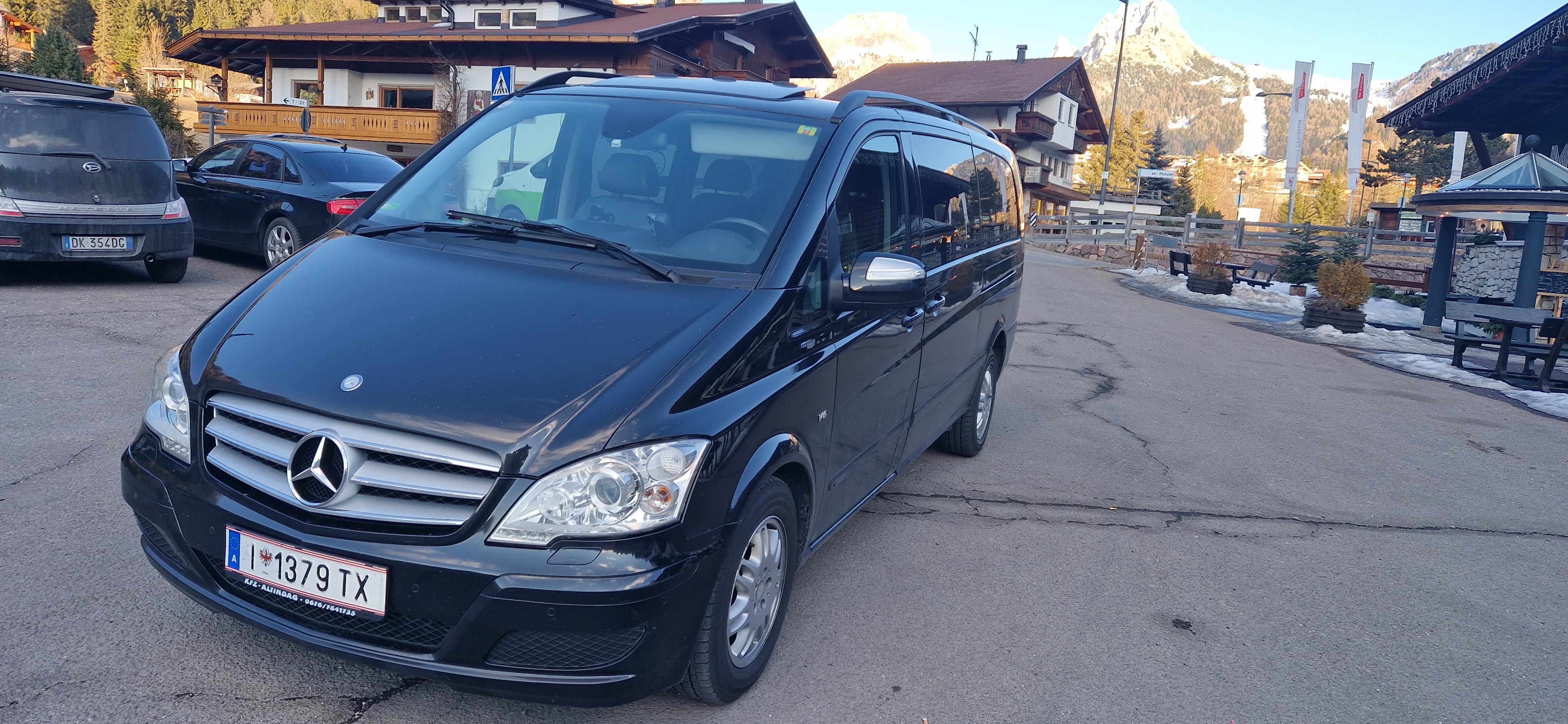 Flughafen Shuttle Service Innsbruck – Perfekt für Familien und Gruppen